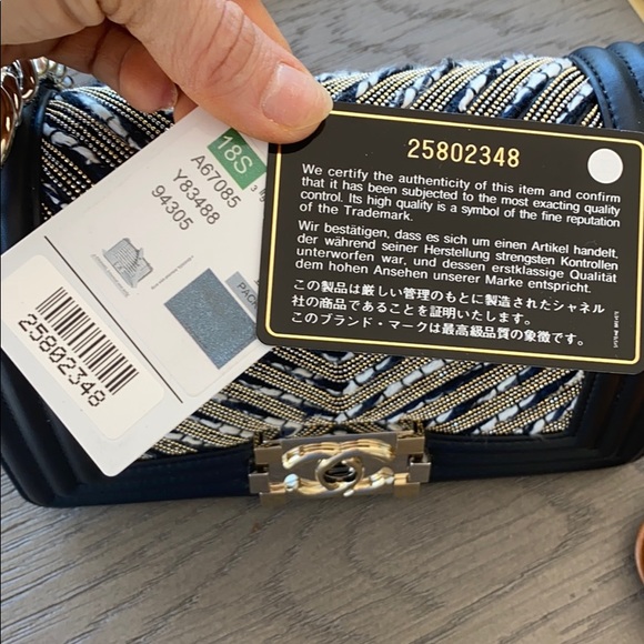 Chanel RARE Boy Bag - Picture 6 of 8